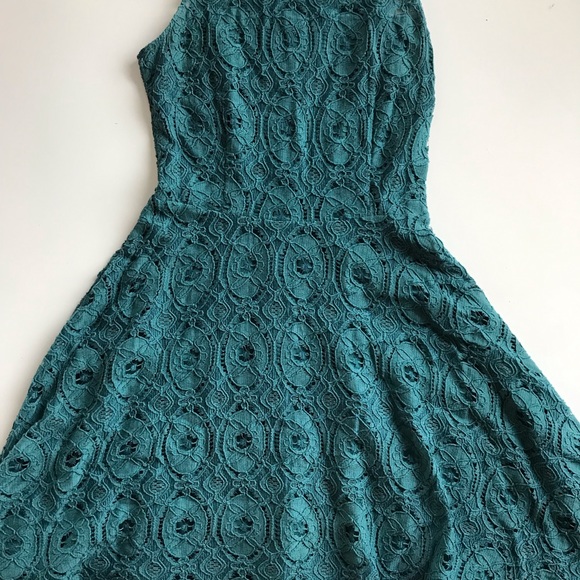 BB DAKOTA Renley Lace Dress in Green! - Picture 2 of 6